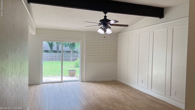 Building Photo - 5701 Atlantis Terrace