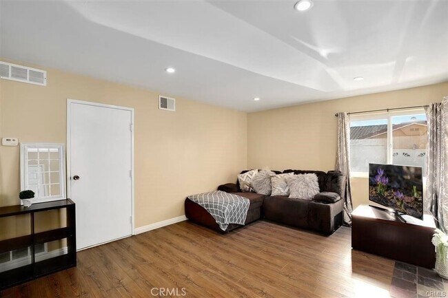 Building Photo - 31909 Cam Del Cielo