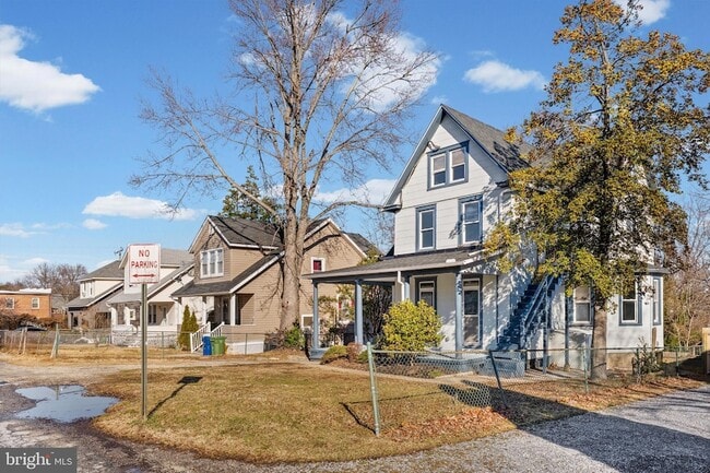 Building Photo - 3014 Royston Ave