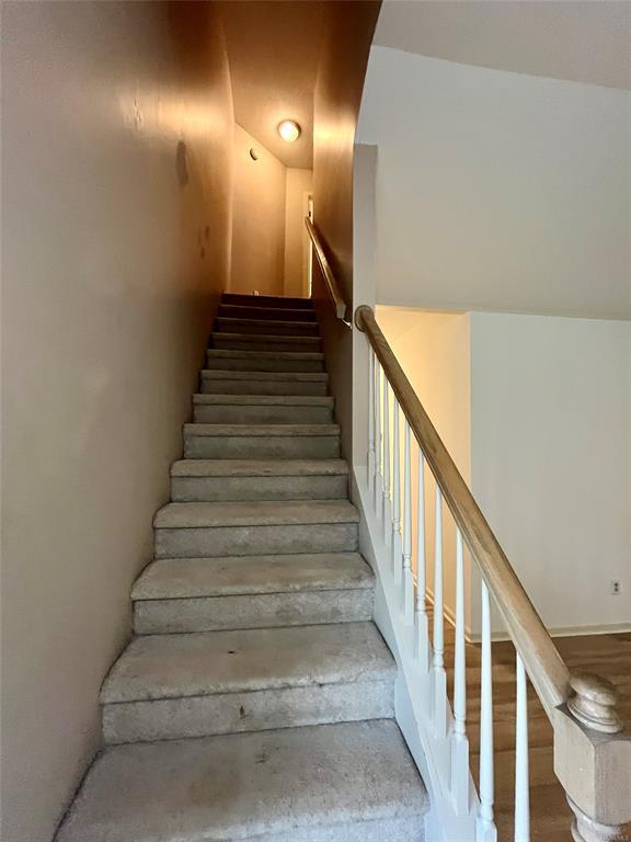 Building Photo - 8601 Harvest Ridge Dr