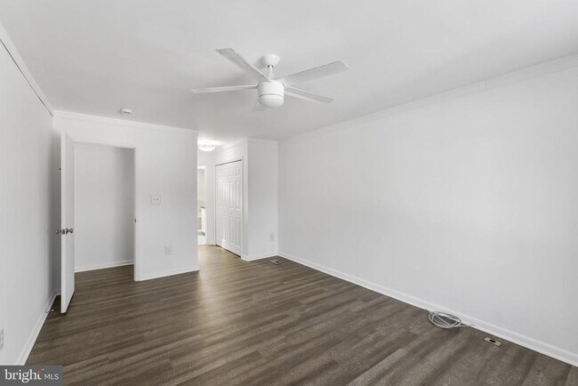 Building Photo - 6476 Sewells Orchard Dr