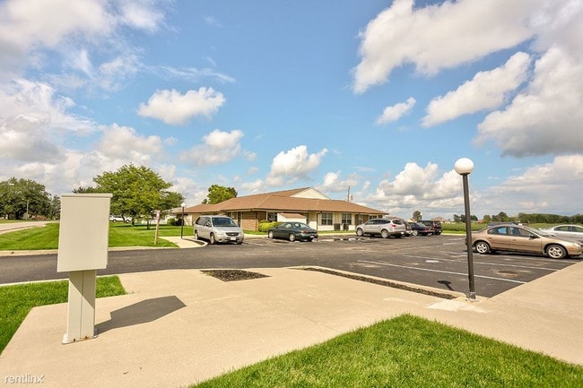 Building Photo - 2 br, 1 bath Apartment - Patrick Place LP