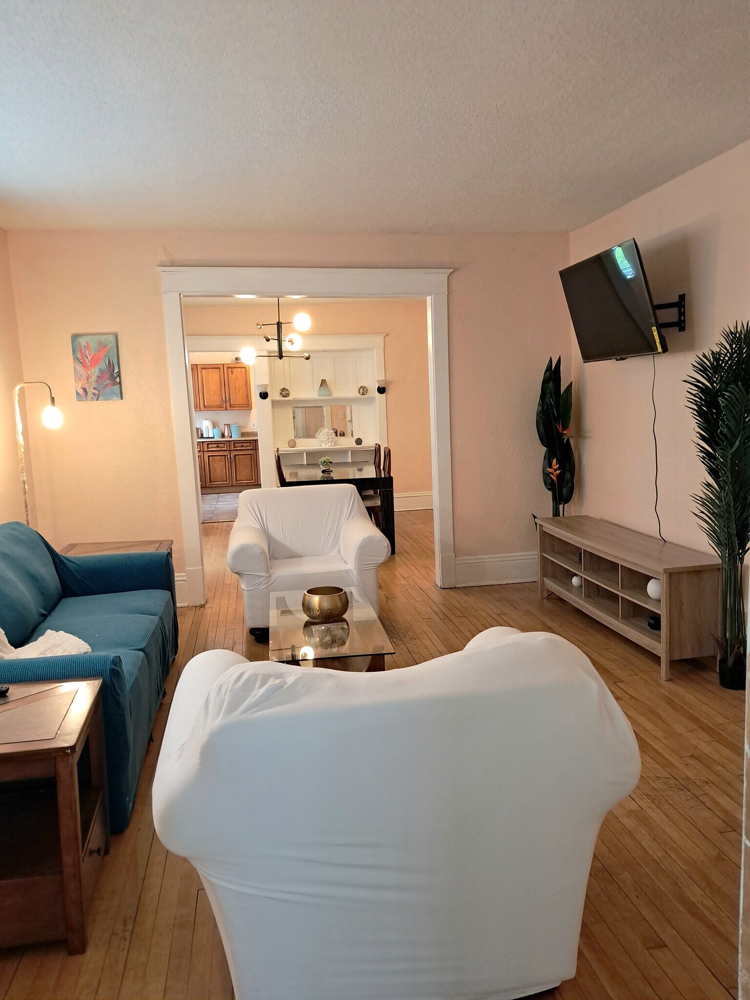 Building Photo - 2022 Oakland Ave