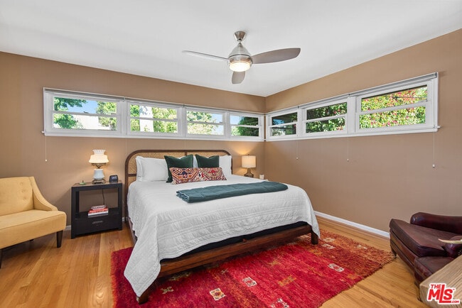 Building Photo - 4643 Nagle Ave