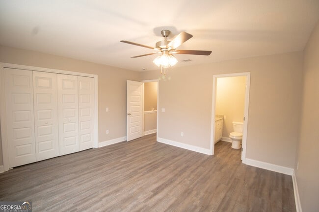 Building Photo - 142 Gentilly Rd