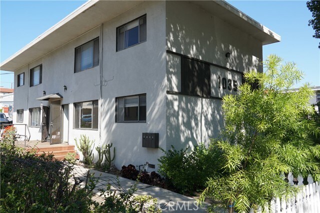 Primary Photo - 1035 S Alma St