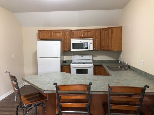 Building Photo - 627 Hudson St