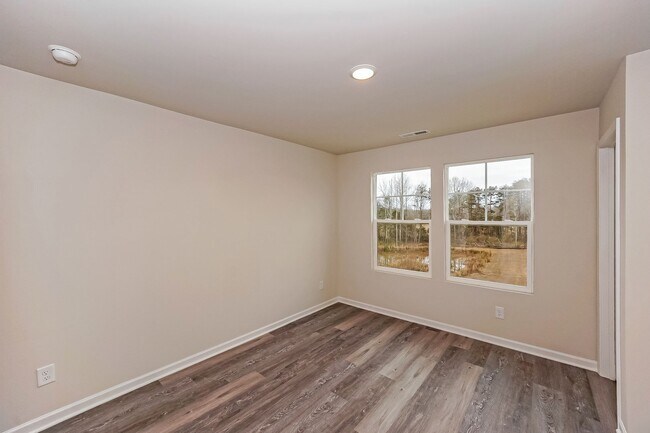 Building Photo - 3BR Townhome • Brand-New Build • Garage Parking