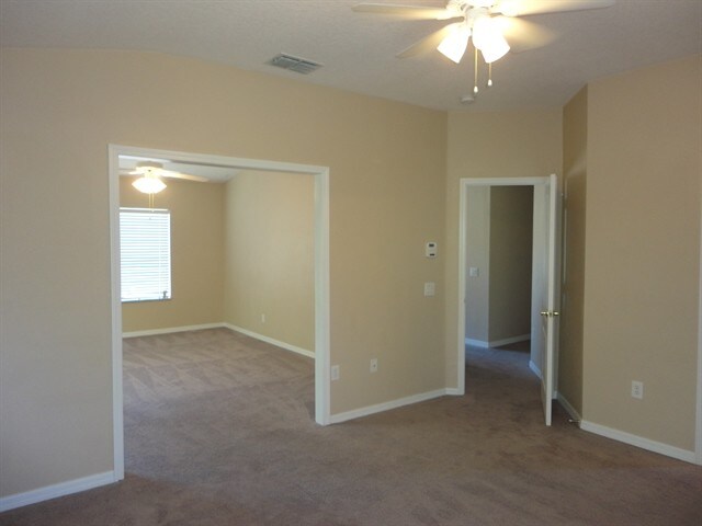 Building Photo - 25741 Crippen Dr