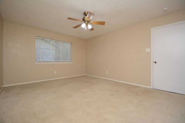 Building Photo - Home For Rent In TX: Spring 77381 – N Wood...