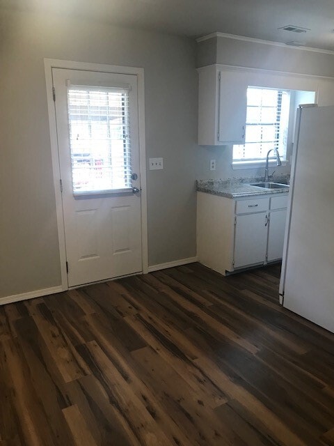 Building Photo - 2626 Kantz Dr