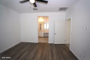 Building Photo - 9127 W Minnezona Ave