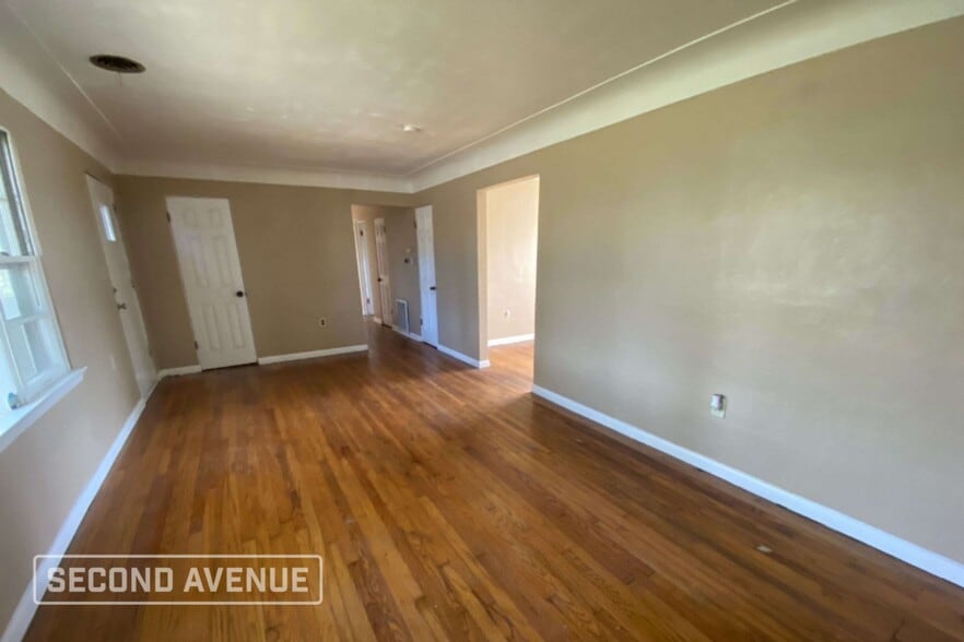 Building Photo - 46 Patricia Ln