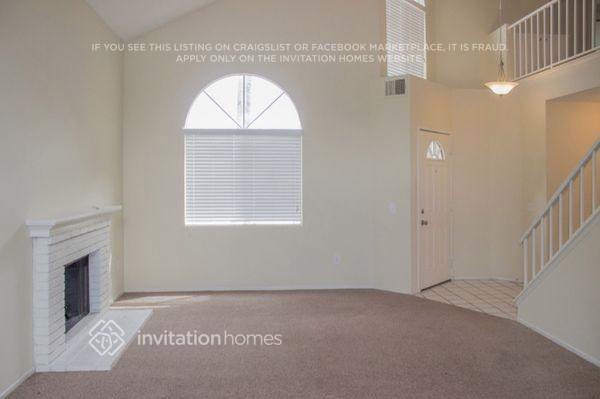 Building Photo - 14082 Chaparral Ave