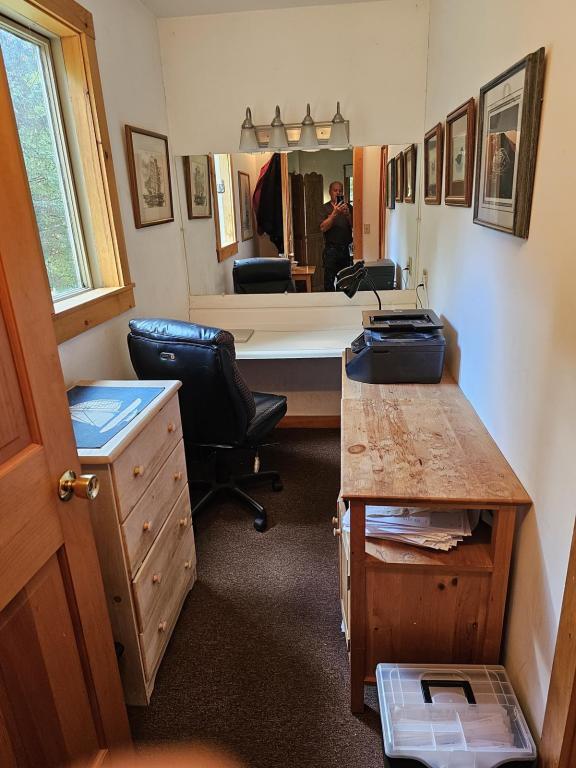 Building Photo - 378 Commercial St