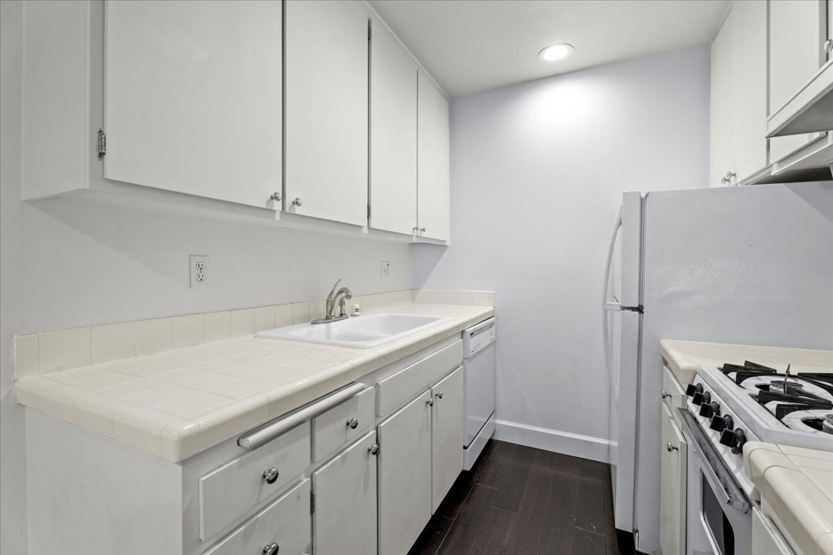 kitchen - 2311 4th St