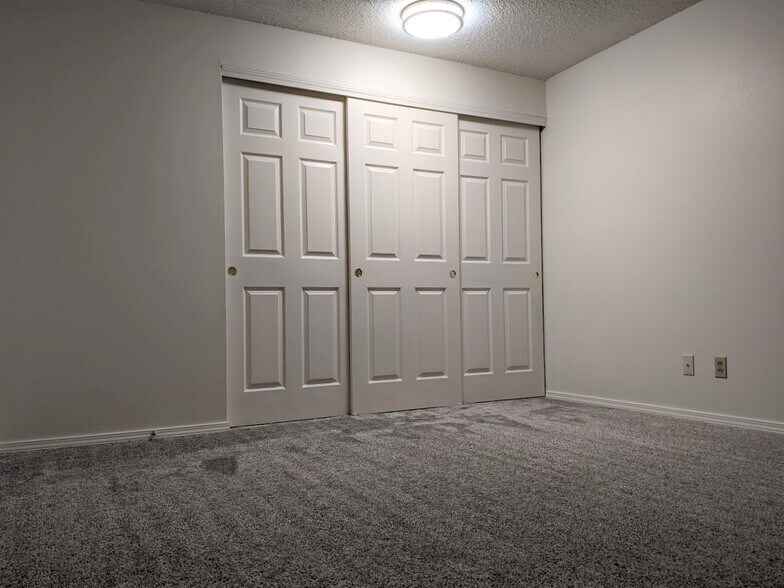 Building Photo - 2229 Hawthorne St