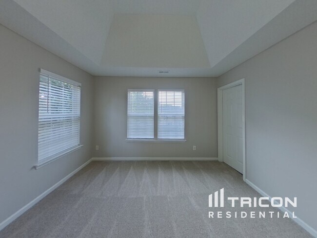 Building Photo - 3050 Wyntree Ct