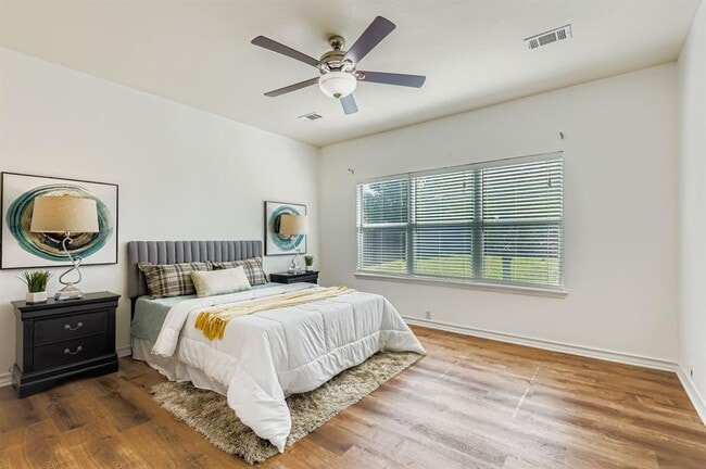 Building Photo - 20825 Penny Royal Dr