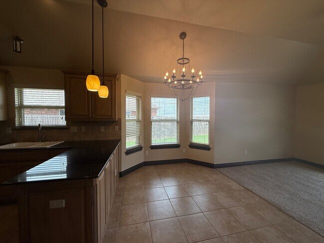 Building Photo - 19132 Cottonwood Ct