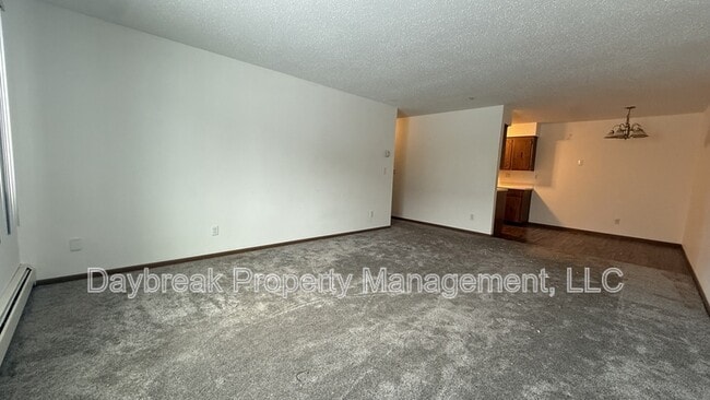 Building Photo - 3024 9 1/2 St N