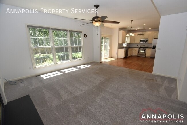 Building Photo - 307 Mainsail Dr
