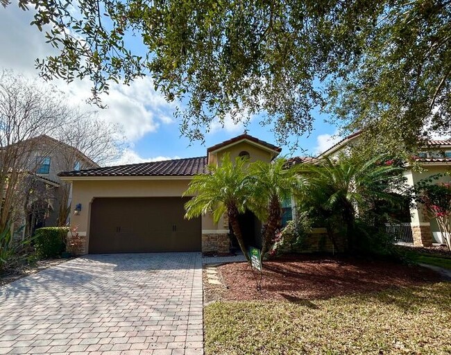 Primary Photo - Stunning 4/3 Beautiful Home with a Fenced ...