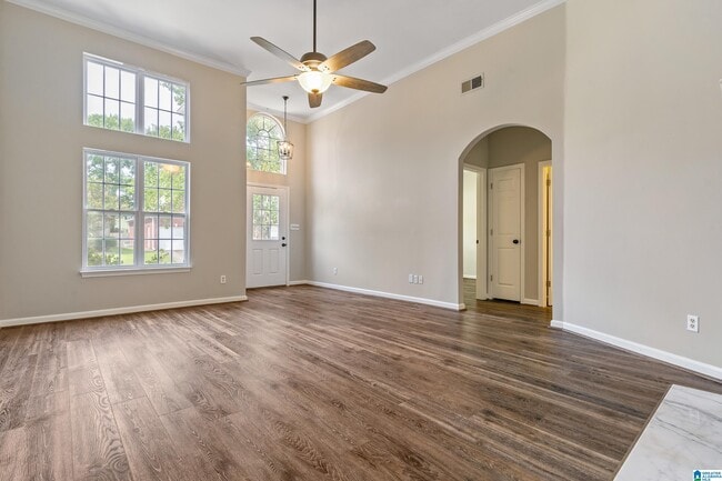 Building Photo - 141 Calumet Dr