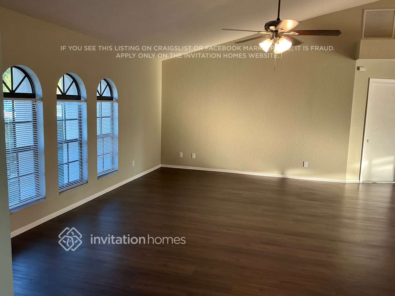 Building Photo - 209 Uruguay Dr