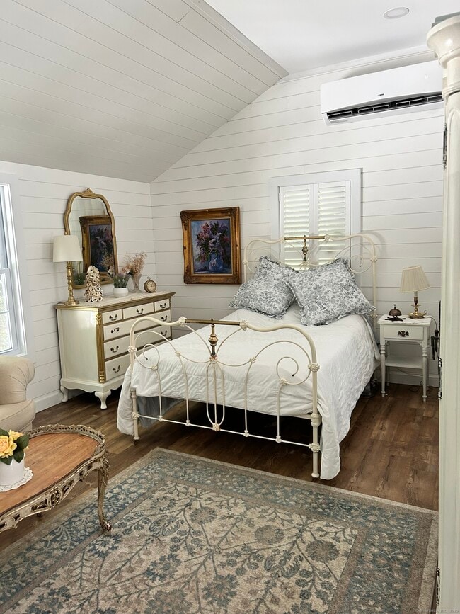 Building Photo - 290 Hamburg Rd