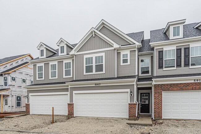 Building Photo - 5917 Hawkweed Dr