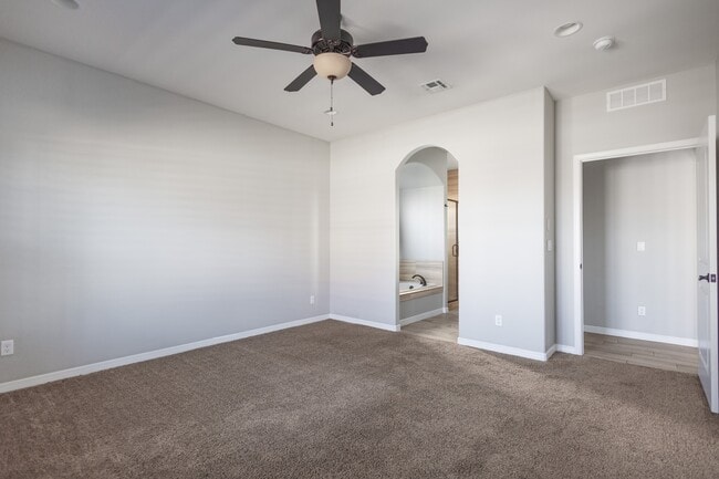 Building Photo - 3135 Red Creek