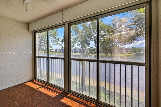Building Photo - 7214 S Devon Dr