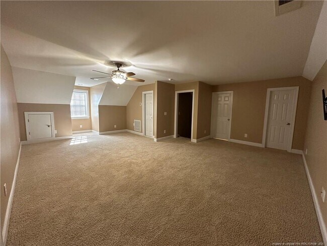 Building Photo - 195 Quail Hollow