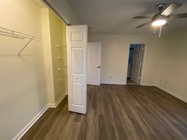 Building Photo - 5140 Greenville Loop Rd