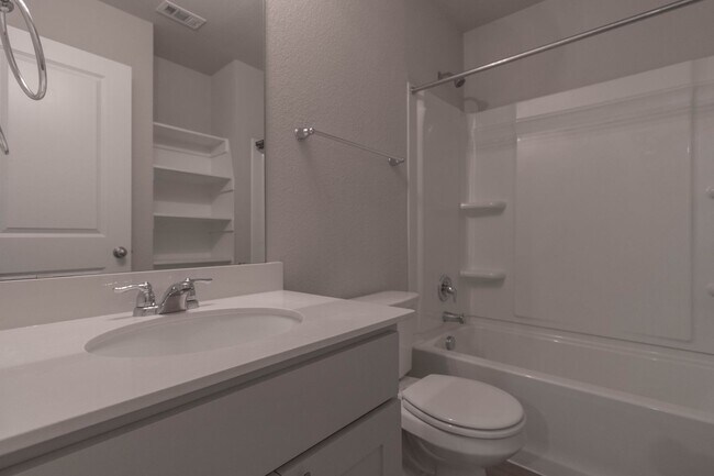 Building Photo - 417 Fieldwood Dr