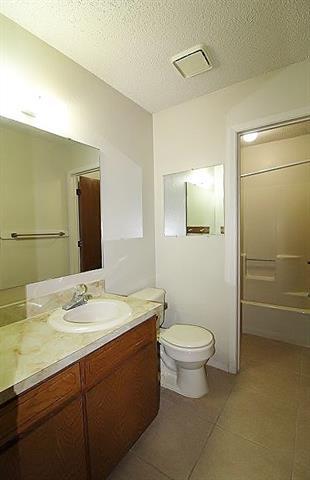 Building Photo - 1110 Curtis Dr