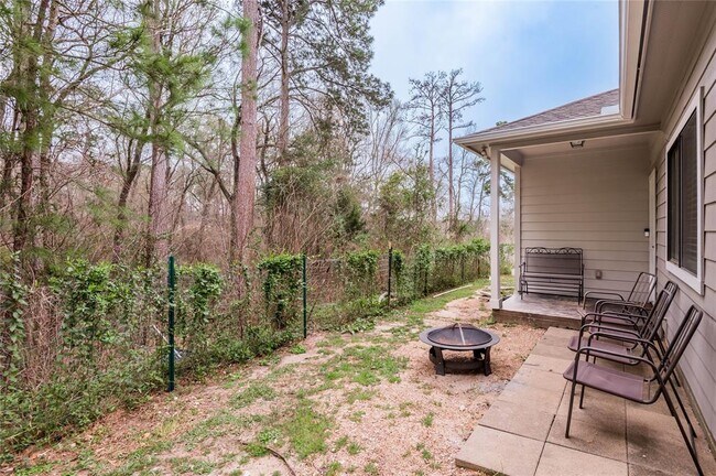 Building Photo - 3122 Molly-