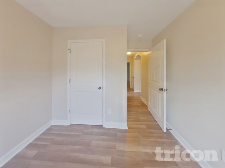 Building Photo - 456 Blairwood Ct