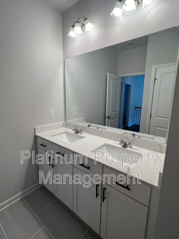 Building Photo - 7740 Easton Valley Ln