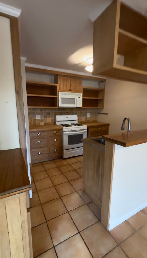 Building Photo - Gorgeous 2 bedroom in Point Richmond! Available now!