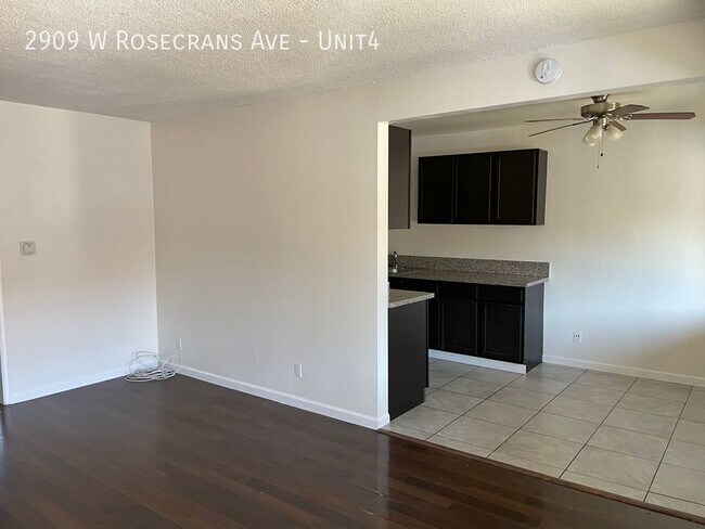 Building Photo - 2909 W Rosecrans Ave