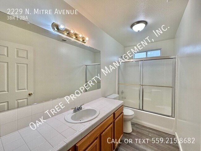 Building Photo - 2229 N Mitre Ave