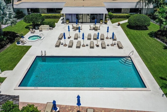 Building Photo - 3545 S Ocean Blvd