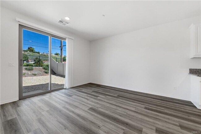 Building Photo - 2022 Built 4 bedroom WILDOMAR home for LEASE!