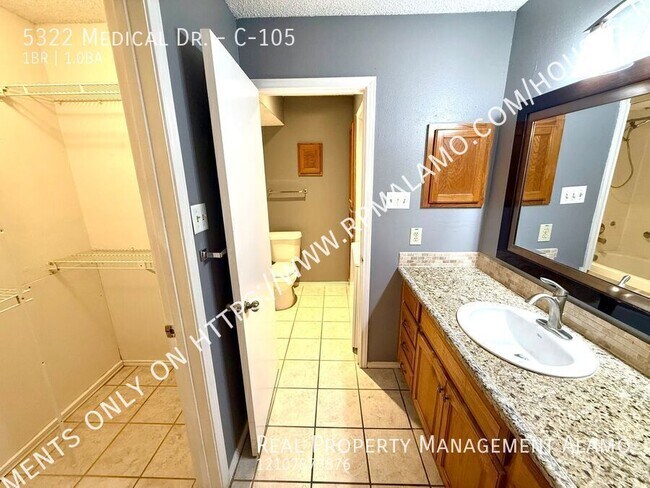 Building Photo - 5322 Medical Dr