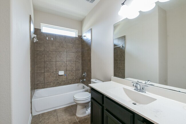 Building Photo - 4606 Sky Harbor Ct