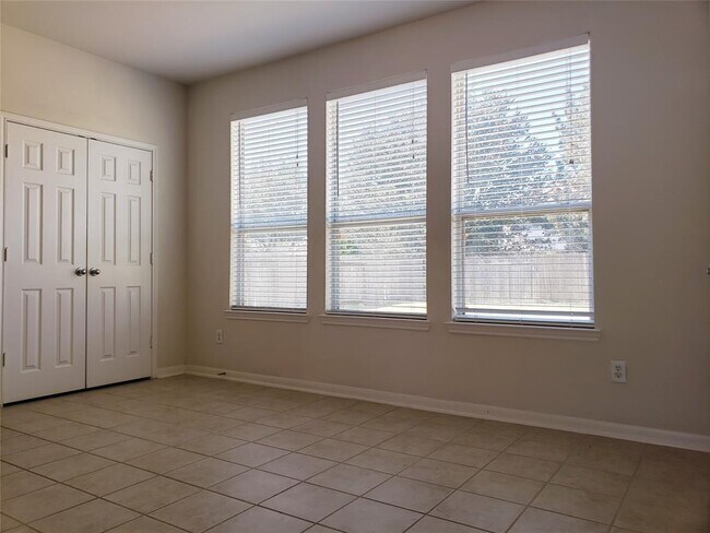 Building Photo - 21202 Spring Bend Ln