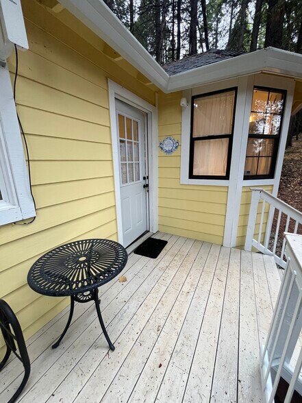 Front porch - 14052 Wings of Morning Dr