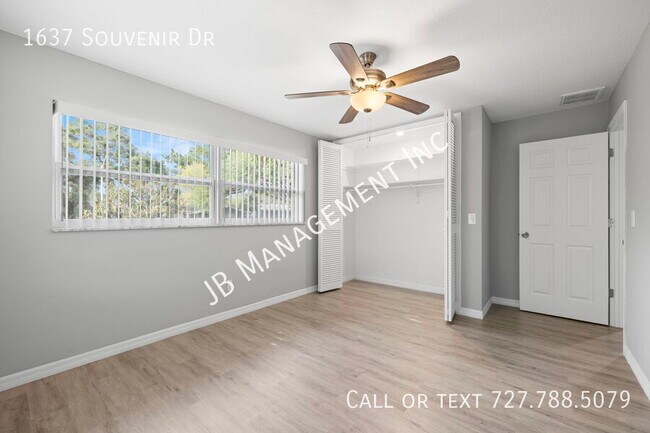 Building Photo - 1637 Souvenir Dr